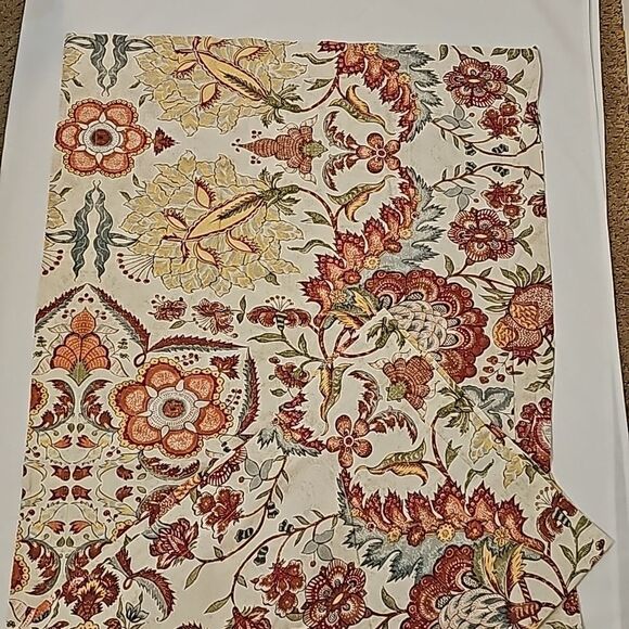 Pottery Barn Pillow Shams 29" by 23" - Picture 1 of 7